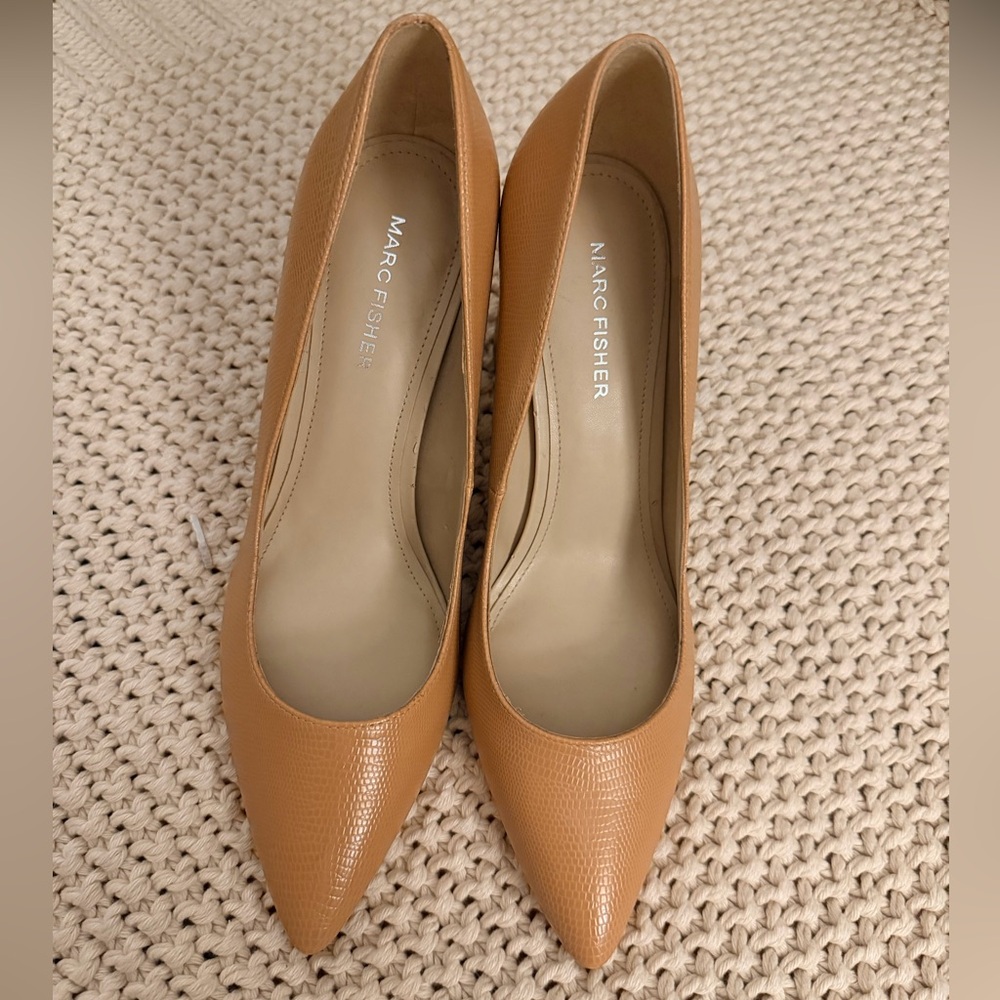 Marc Fisher Tan Textured Heels